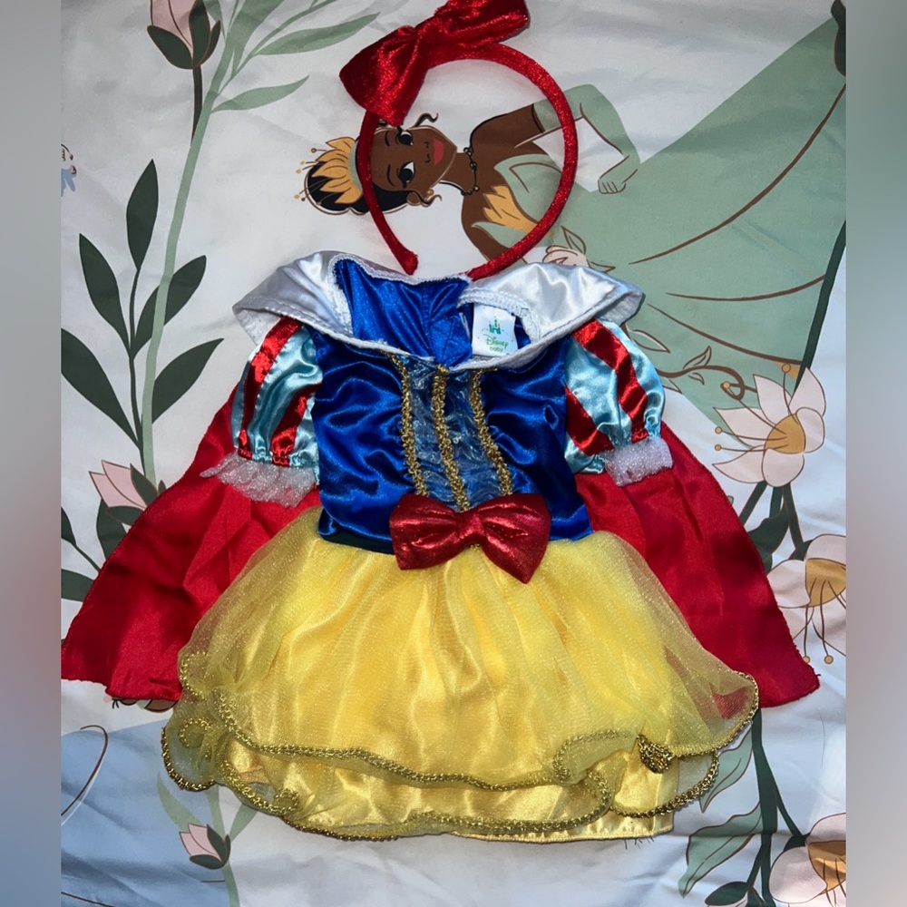 Disney Snow White Princess Dress Halloween Costume & Headband 3 DAY SALE PRICE 💖 - Picture 1 of 4